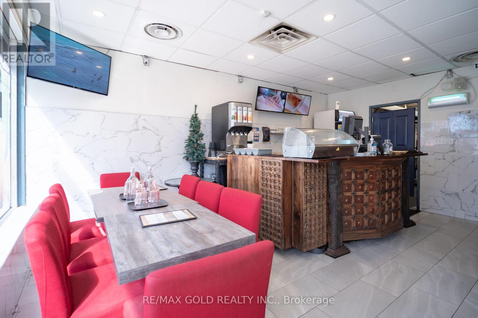 Unit A - 5077 Centre Street, Niagara Falls, Ontario  L2G 3N8 - Photo 5 - X12952668