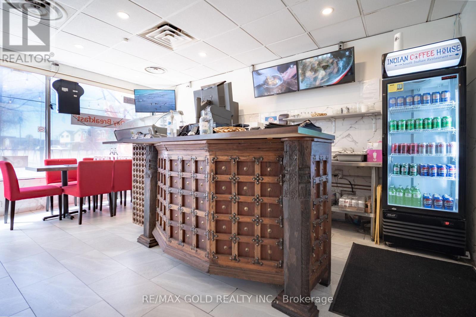 Unit A - 5077 Centre Street, Niagara Falls, Ontario  L2G 3N8 - Photo 6 - X12952668