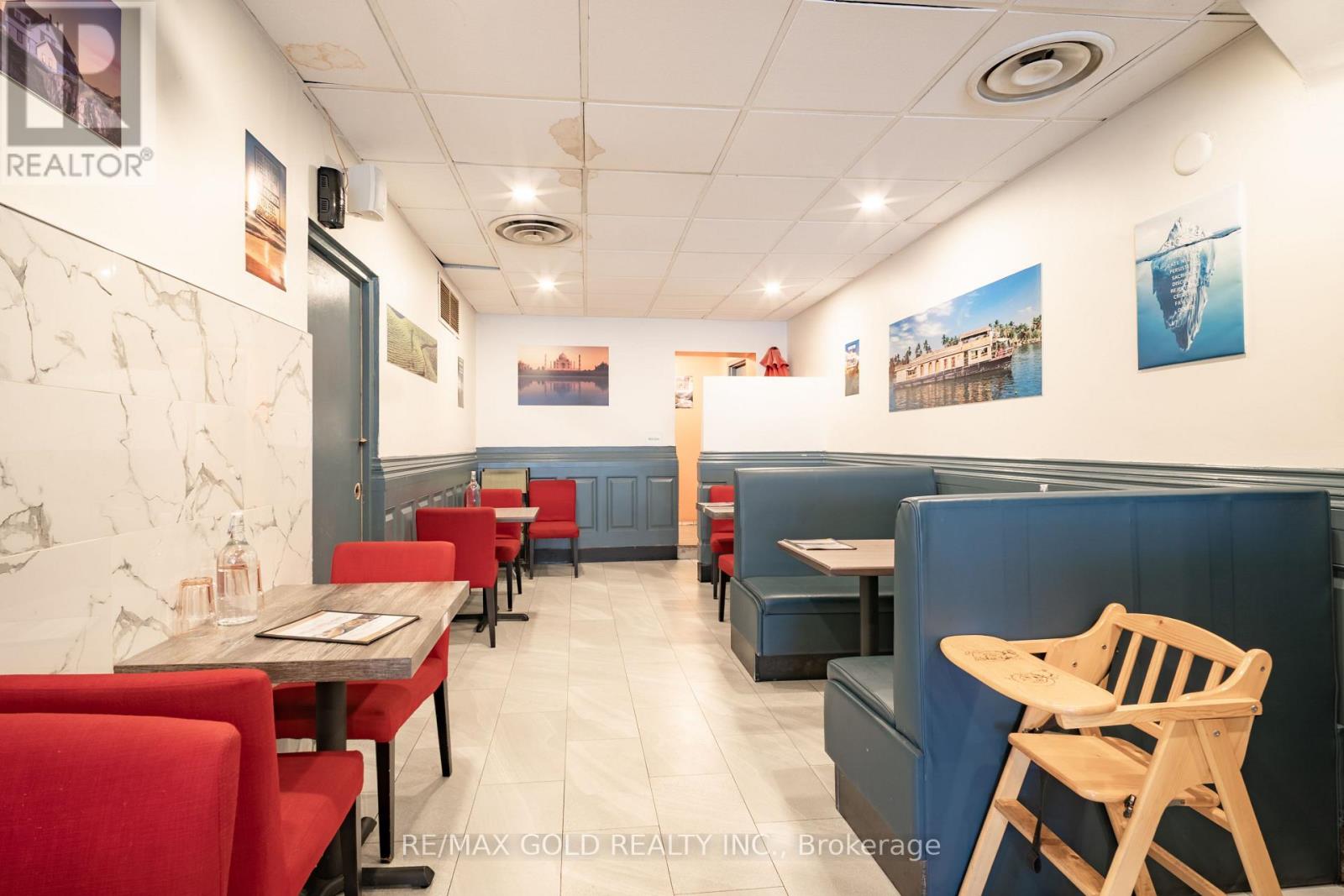 Unit A - 5077 Centre Street, Niagara Falls, Ontario  L2G 3N8 - Photo 9 - X12952668