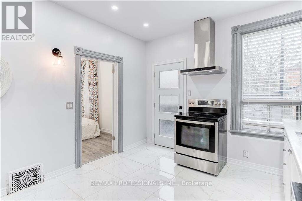 285 Hess Street S, Hamilton, Ontario  L8P 3P6 - Photo 12 - X12952756