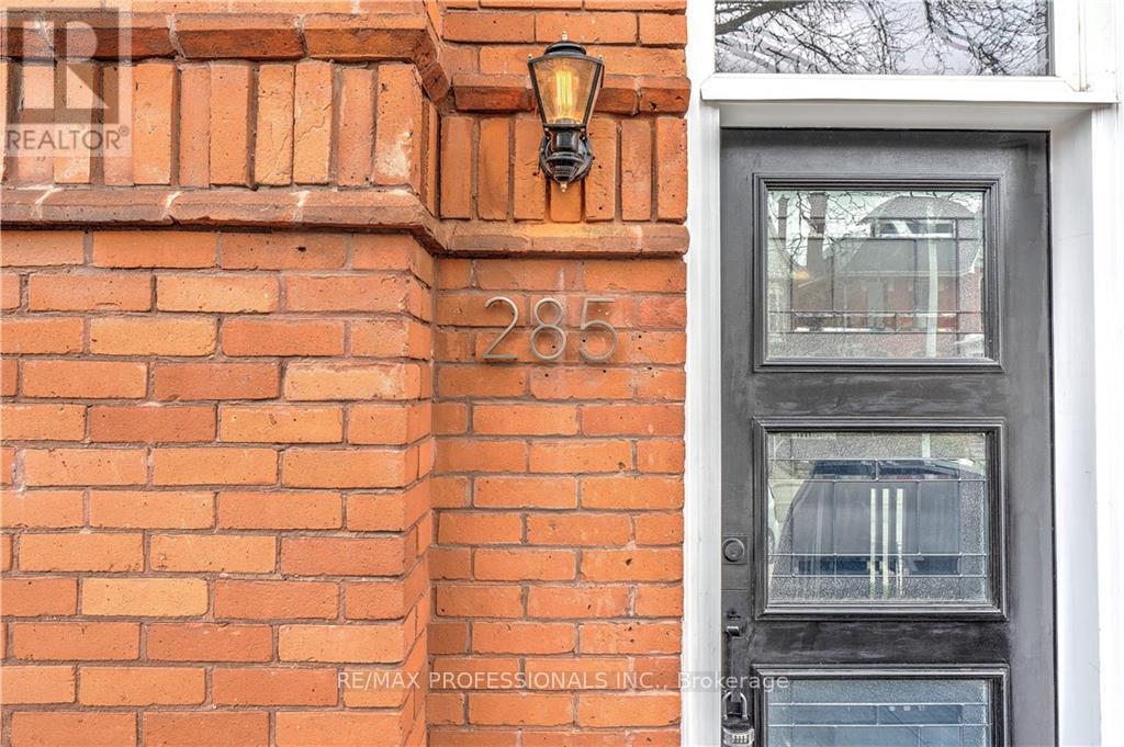 285 Hess Street S, Hamilton, Ontario  L8P 3P6 - Photo 2 - X12952756