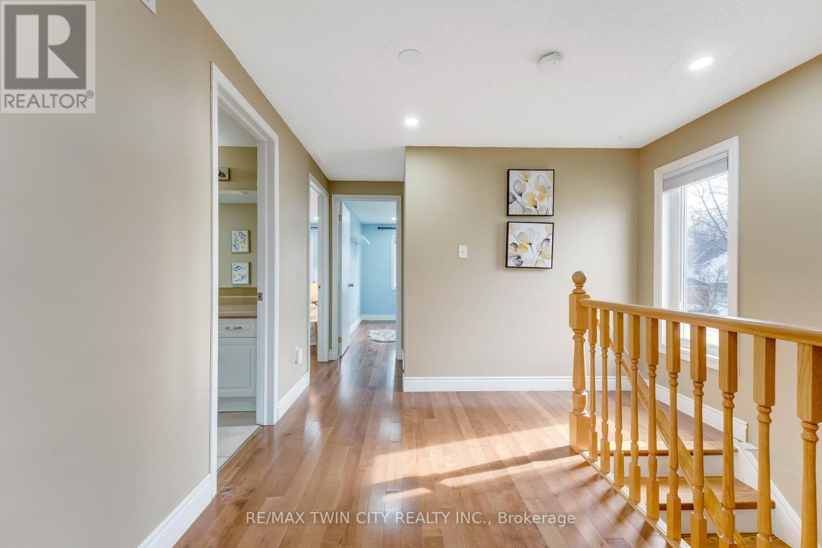 135 Veronica Drive, Kitchener, Ontario  N2A 4E6 - Photo 14 - X12952796