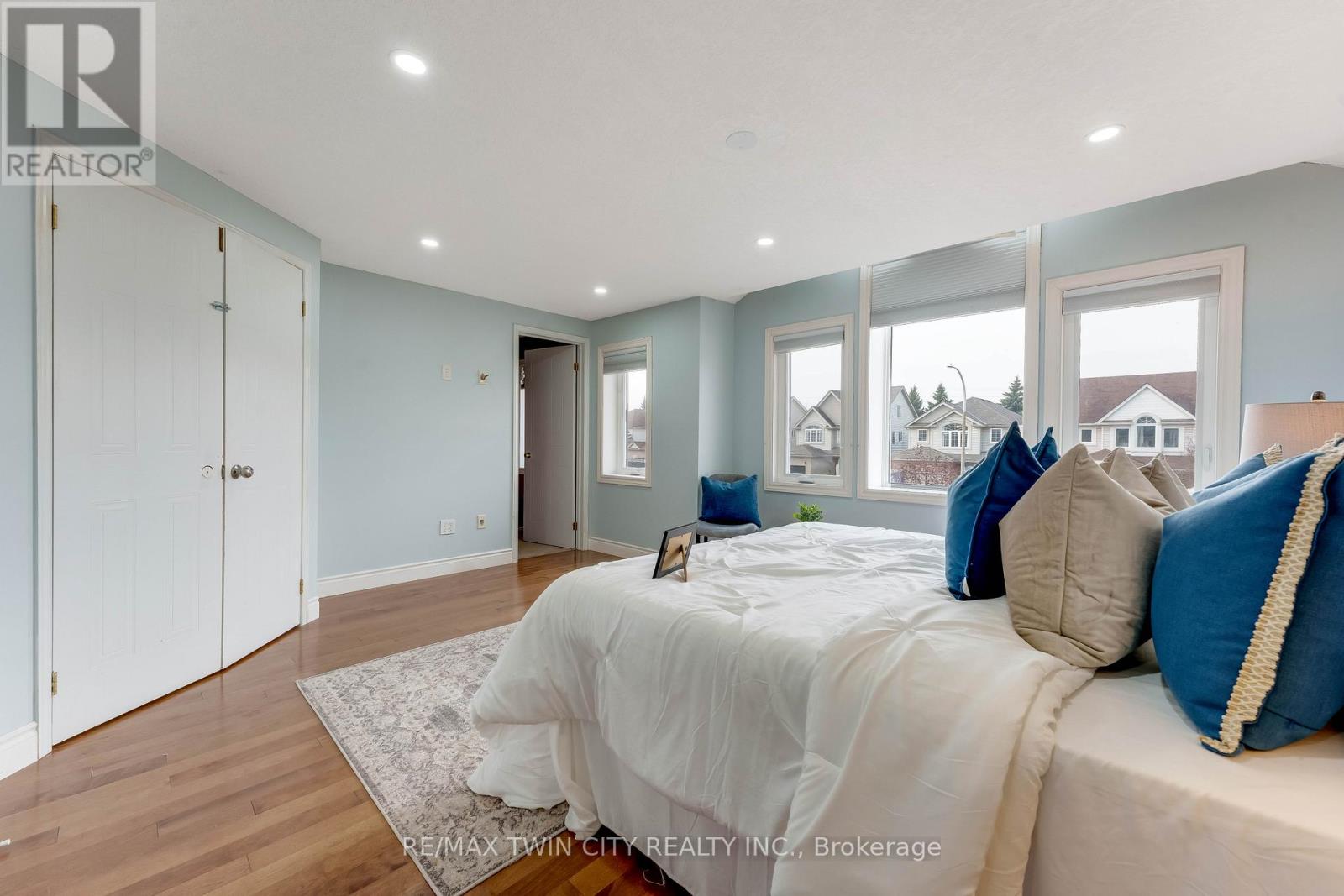 135 Veronica Drive, Kitchener, Ontario  N2A 4E6 - Photo 16 - X12952796