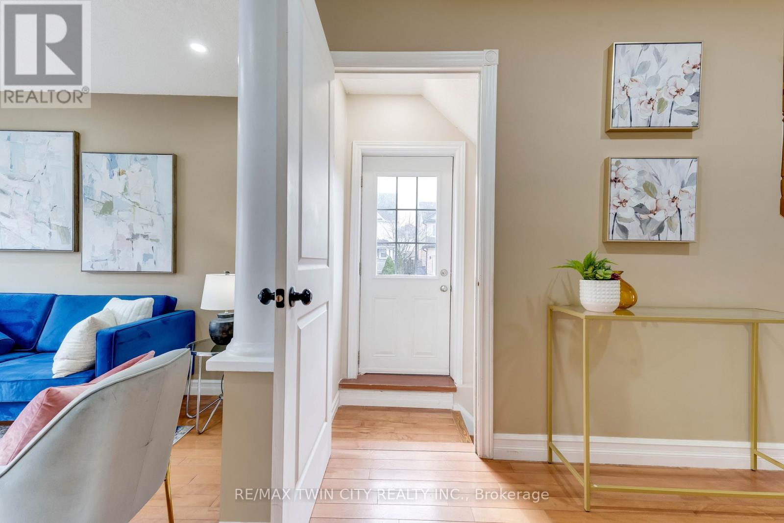 135 Veronica Drive, Kitchener, Ontario  N2A 4E6 - Photo 26 - X12952796