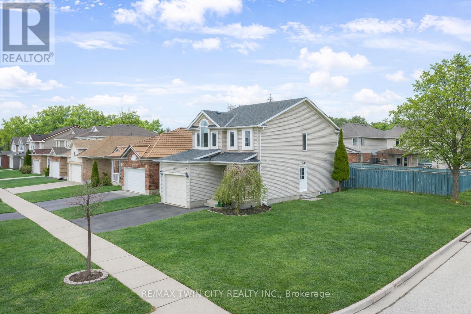 135 Veronica Drive, Kitchener, Ontario  N2A 4E6 - Photo 45 - X12952796