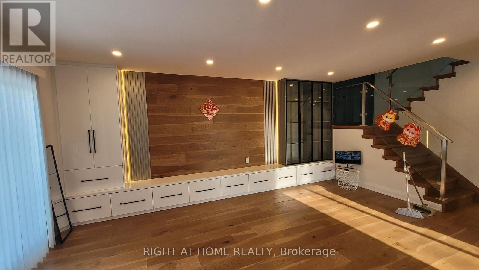 2 Clydesdale Road, Markham, Ontario  L3R 3S9 - Photo 14 - N12756282