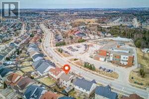 79 The Queensway Way, Barrie, Ontario  L4M 7J3 - Photo 4 - S12952022