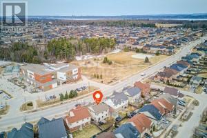 79 The Queensway Way, Barrie, Ontario  L4M 7J3 - Photo 3 - S12952022