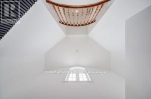 79 The Queensway Way, Barrie, Ontario  L4M 7J3 - Photo 7 - S12952022