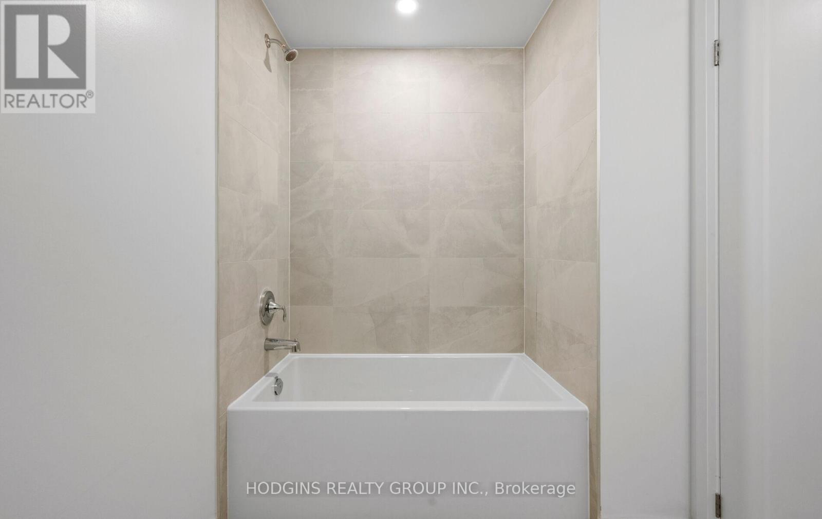 1711 - 1035 Southdown Road, Mississauga, Ontario  L5J 0A2 - Photo 32 - W12931106