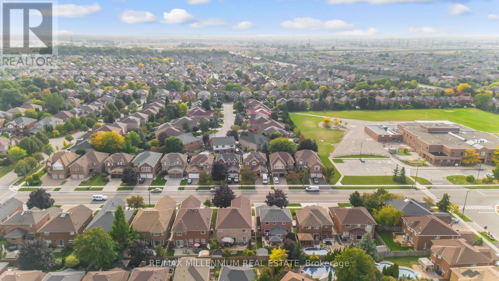 6881 Forest Park Drive, Mississauga, Ontario  L5N 6X7 - Photo 41 - W12952646