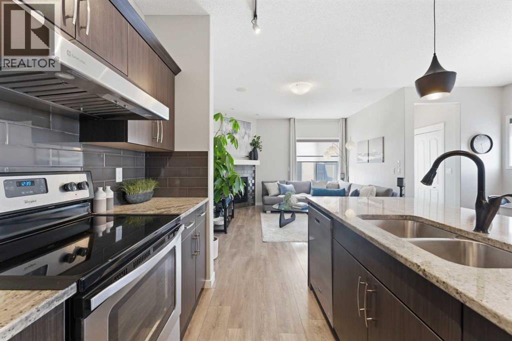 413 Nolanfield Way NW, Calgary, Alberta  T3R 0L8 - Photo 7 - A2298389