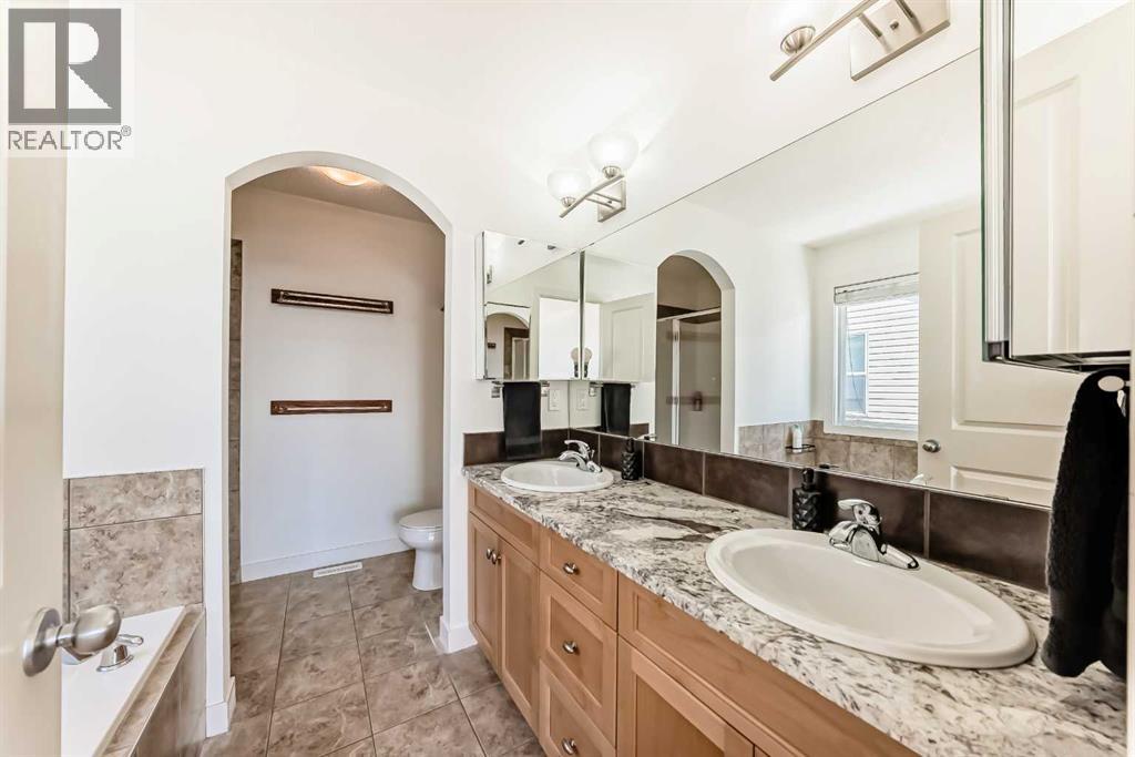 2002 High Country Rise NW, High River, Alberta  T1V 0C9 - Photo 18 - A2297676