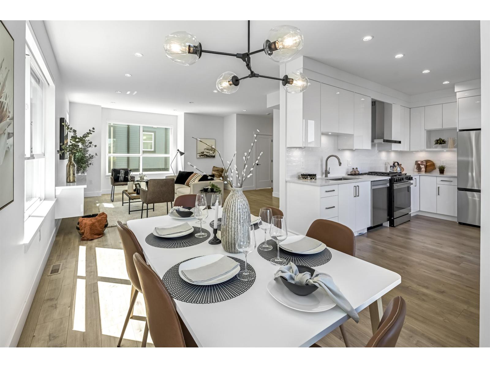 3 6162 138 Street, Surrey, British Columbia  V3X 1E7 - Photo 1 - R3106391