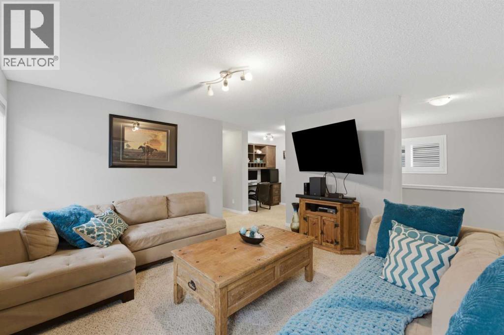 78 Hillcrest Street SW, Airdrie, Alberta  T4B 0Y7 - Photo 23 - A2294971