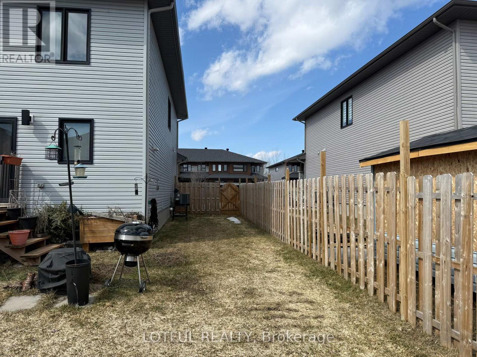 304 Belfort Street, Russell, Ontario  K0A 1W0 - Photo 16 - X12952814