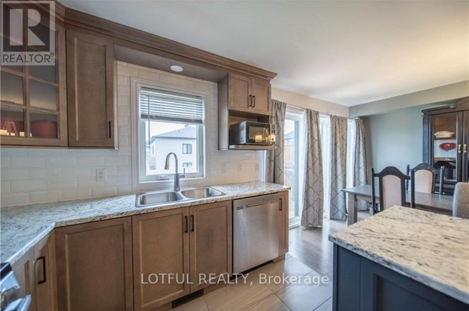 304 Belfort Street, Russell, Ontario  K0A 1W0 - Photo 6 - X12952814