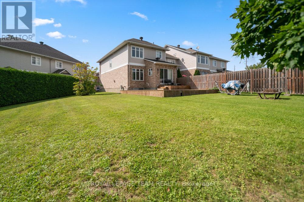 243 Royal Gala Private, Ottawa, Ontario  K1B 1C7 - Photo 16 - X12952876