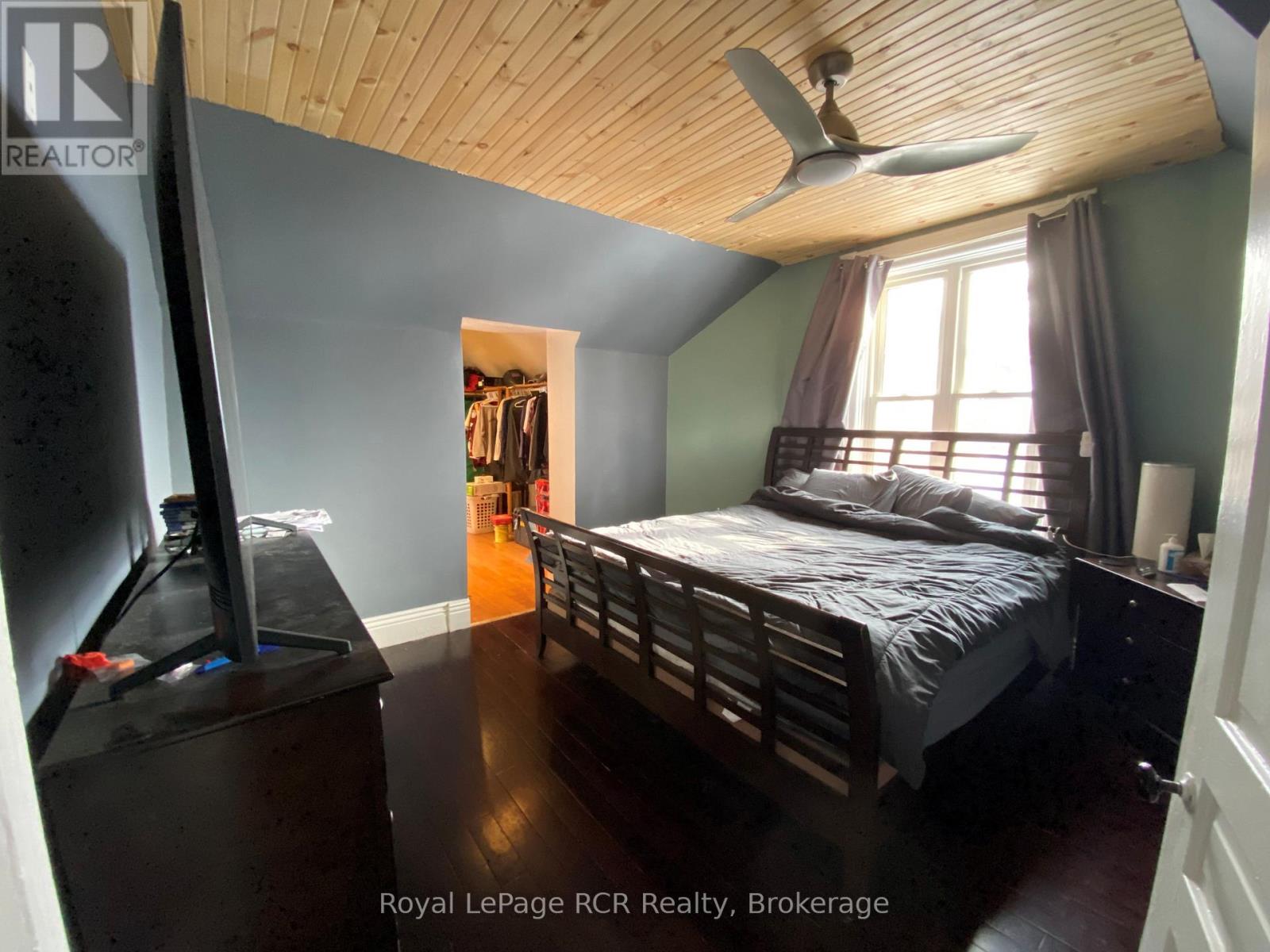 631 9th Avenue, Hanover, Ontario  N4N 2M7 - Photo 13 - X12944298