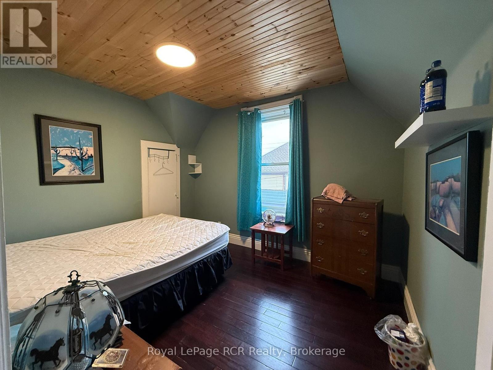 631 9th Avenue, Hanover, Ontario  N4N 2M7 - Photo 19 - X12944298