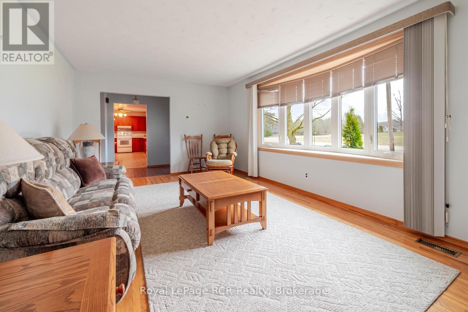 147 Finden Street, Georgian Bluffs, Ontario  N4K 6V5 - Photo 4 - X12952648