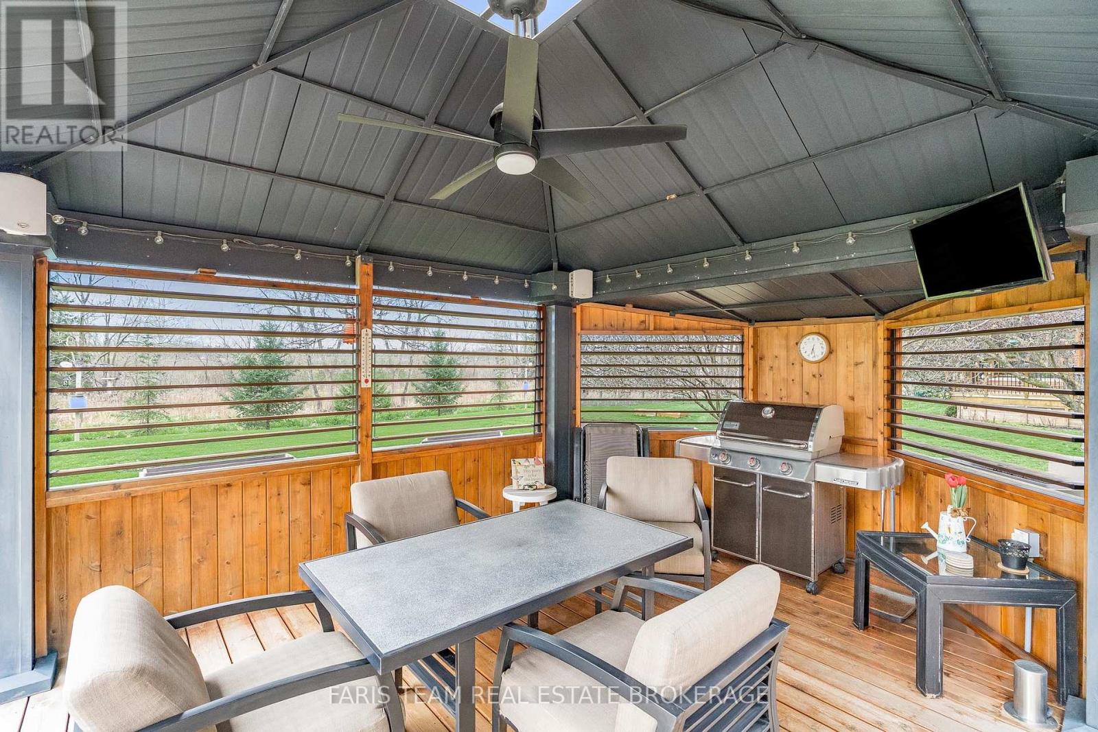 856 Church Drive, Innisfil, Ontario  L0L 1K0 - Photo 21 - N12902376