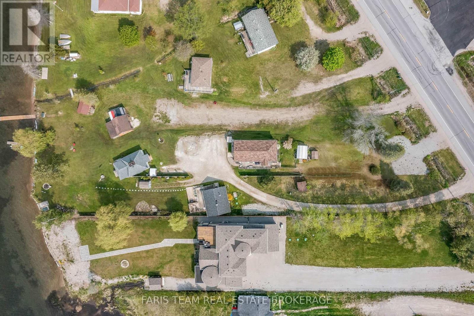 5632 Penetanguishene Road, Springwater, Ontario  L0L 1P0 - Photo 35 - S12874534