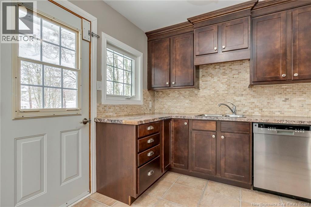 30 Killarney Road, Riverview, New Brunswick  E1B 2Z5 - Photo 12 - NB136376