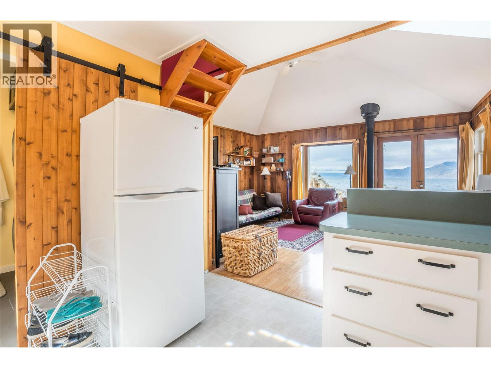 19279 Lakeshore Drive N, Summerland, British Columbia  V0H 1Z6 - Photo 8 - 10381953