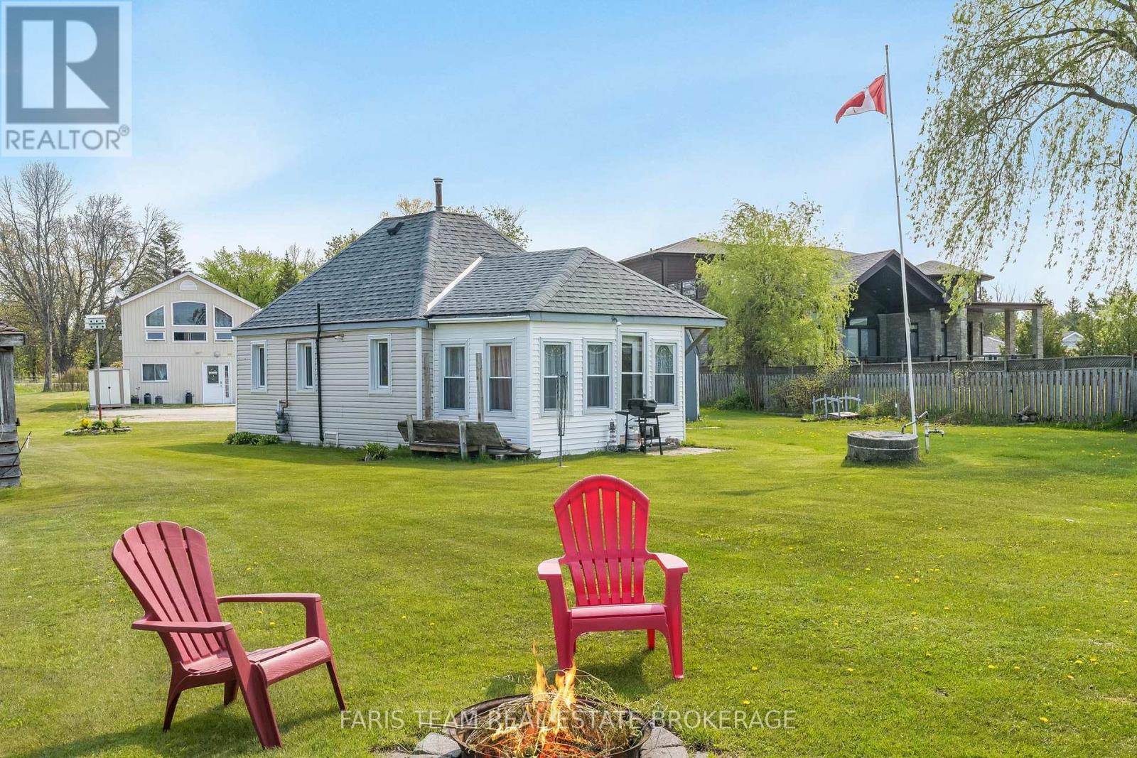 5632 Penetanguishene Road, Springwater, Ontario  L0L 1P0 - Photo 33 - S12874534