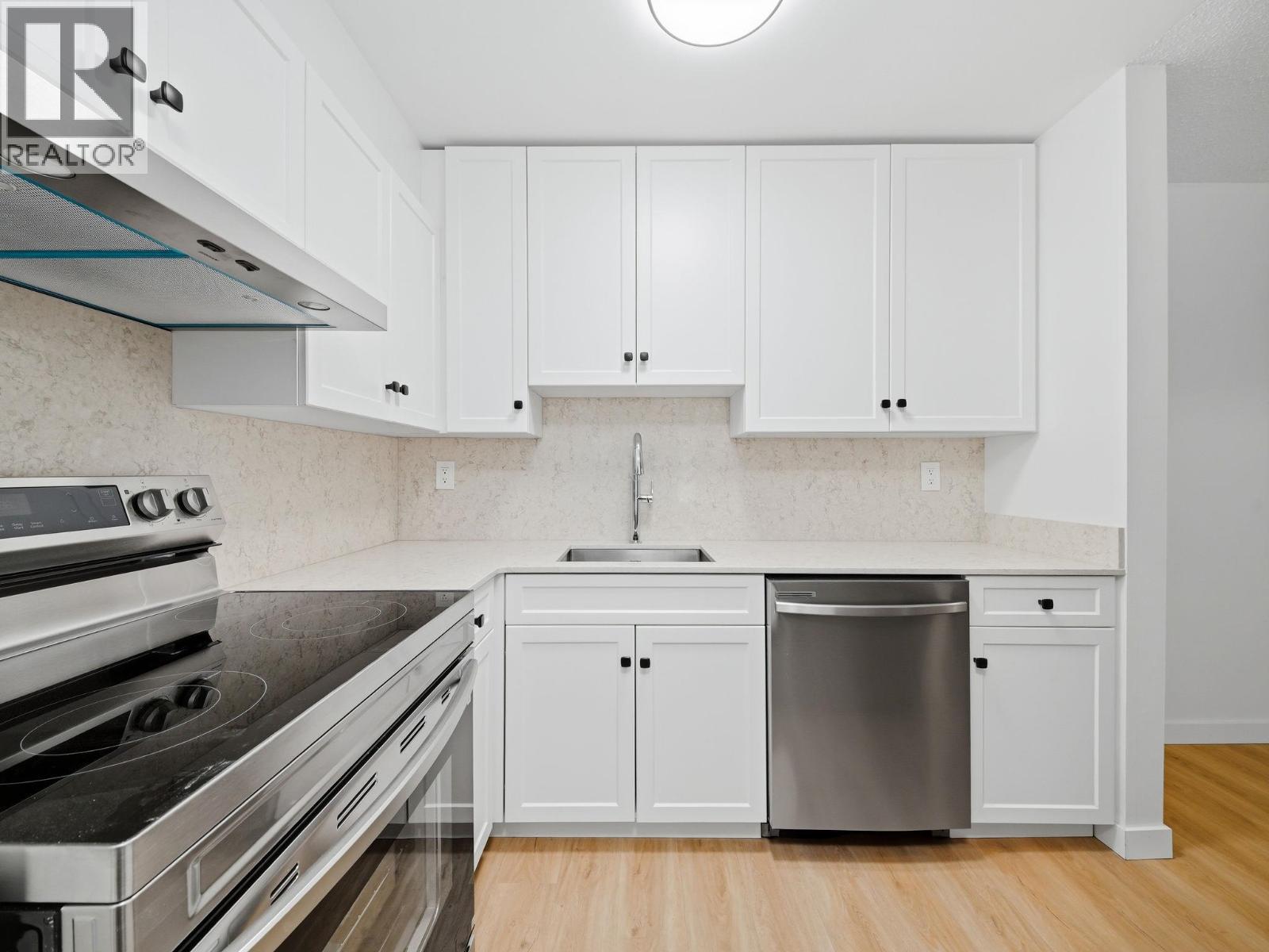 108 615 North Road, Coquitlam, British Columbia  V3J 1P1 - Photo 9 - R3106518