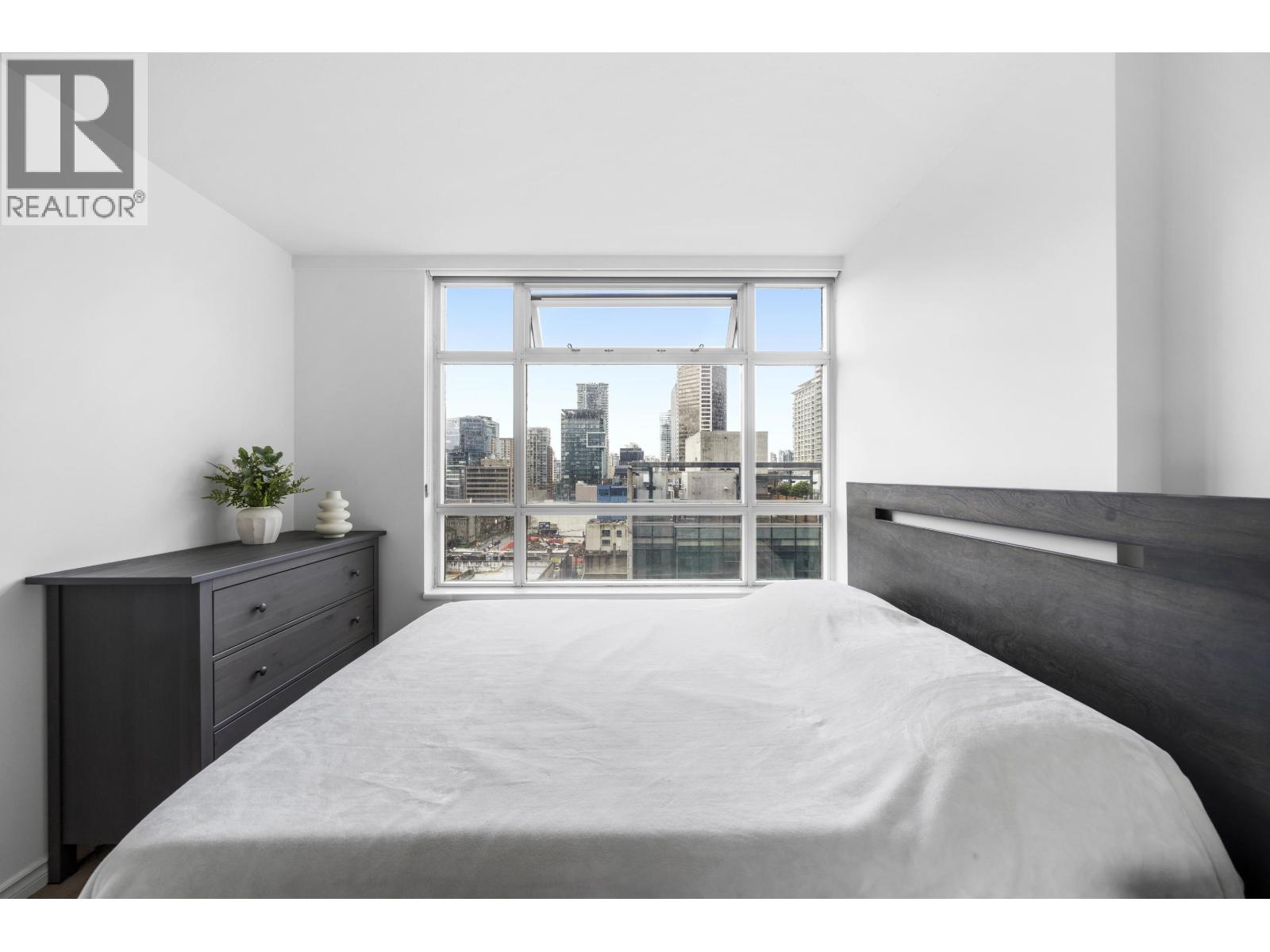 1709 438 Seymour Street, Vancouver, British Columbia  V6B 6H4 - Photo 6 - R3106523