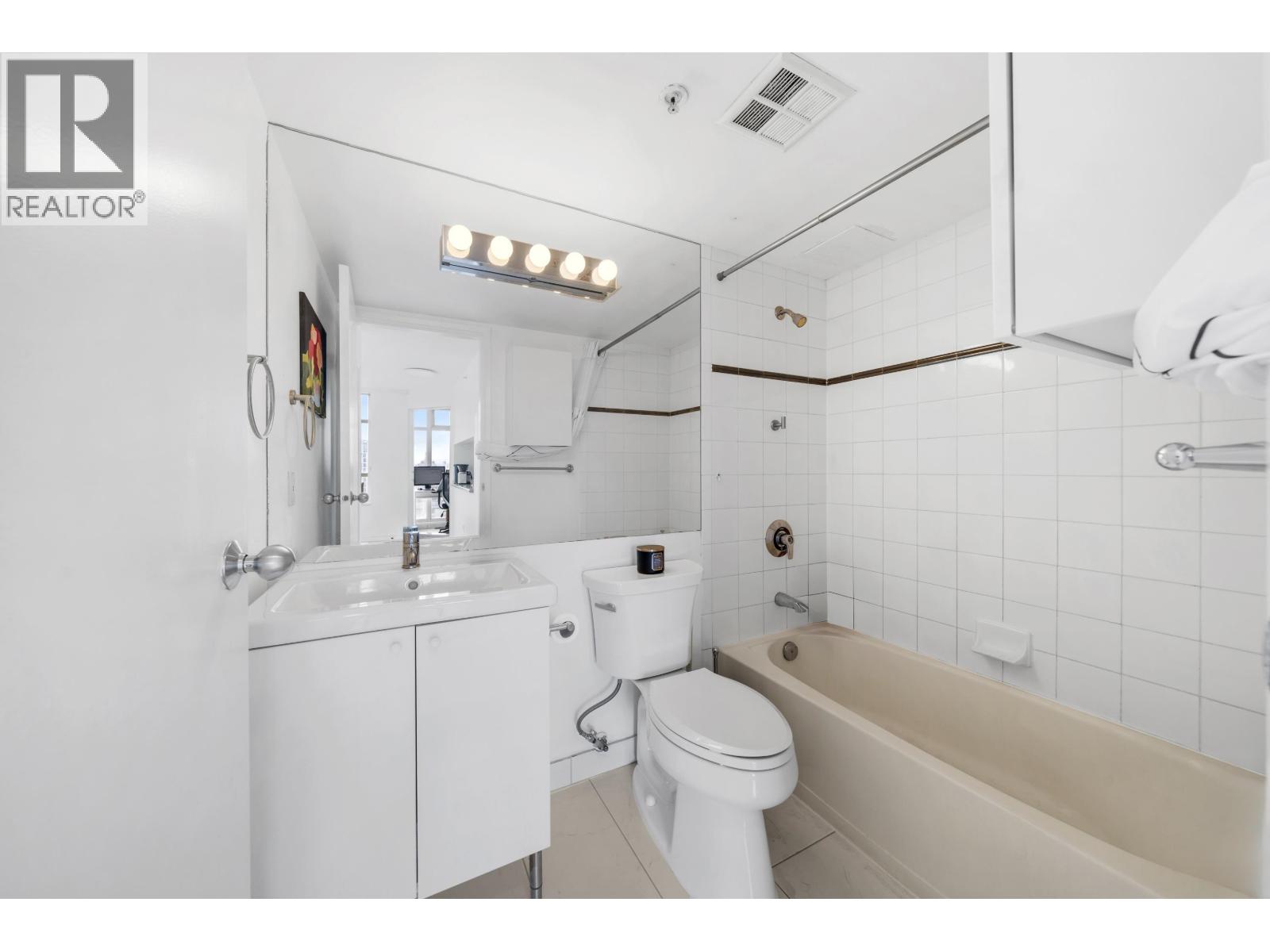 1709 438 Seymour Street, Vancouver, British Columbia  V6B 6H4 - Photo 9 - R3106523