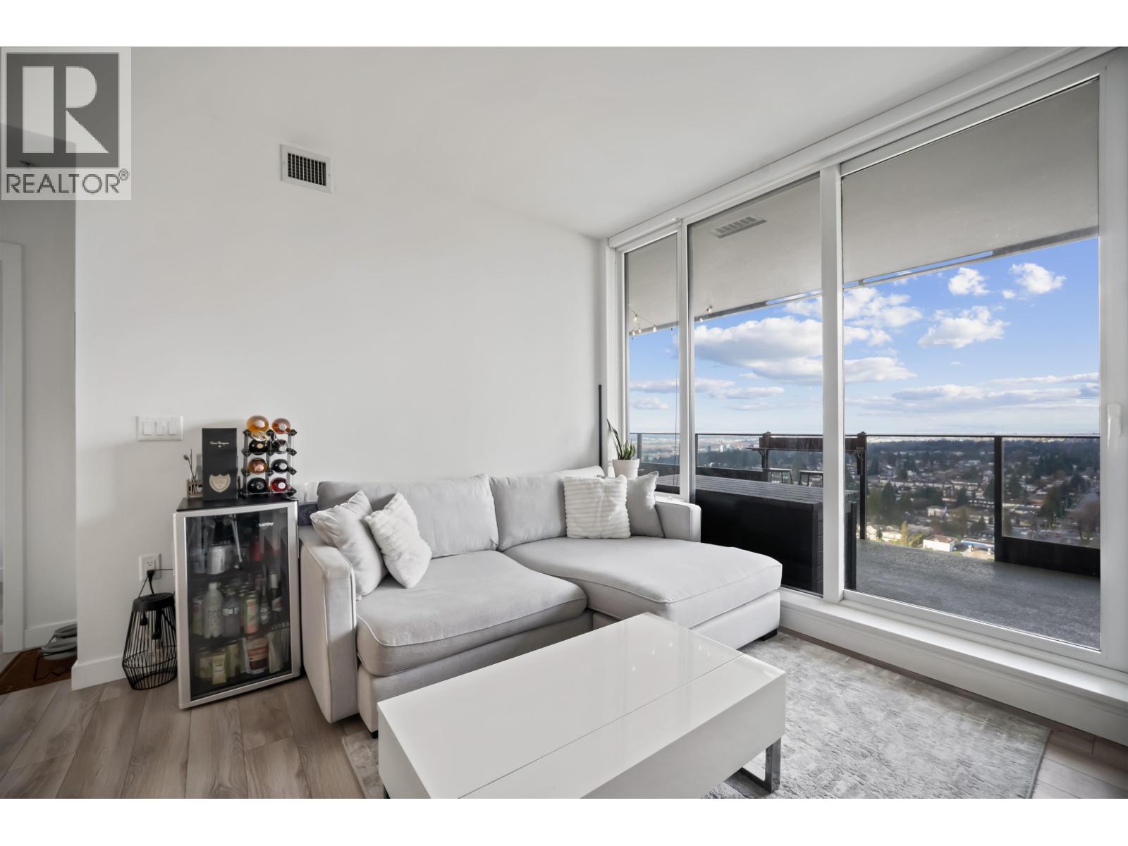 2501 6699 Dunblane Avenue, Burnaby, British Columbia  V5H 0J8 - Photo 4 - R3106537