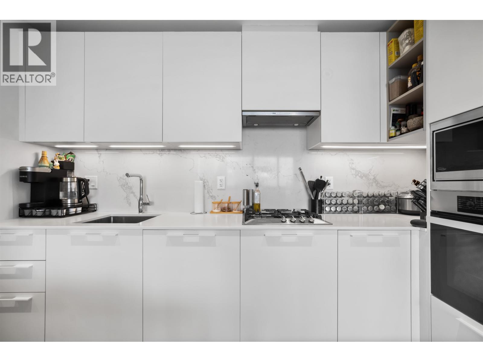 2501 6699 Dunblane Avenue, Burnaby, British Columbia  V5H 0J8 - Photo 8 - R3106537