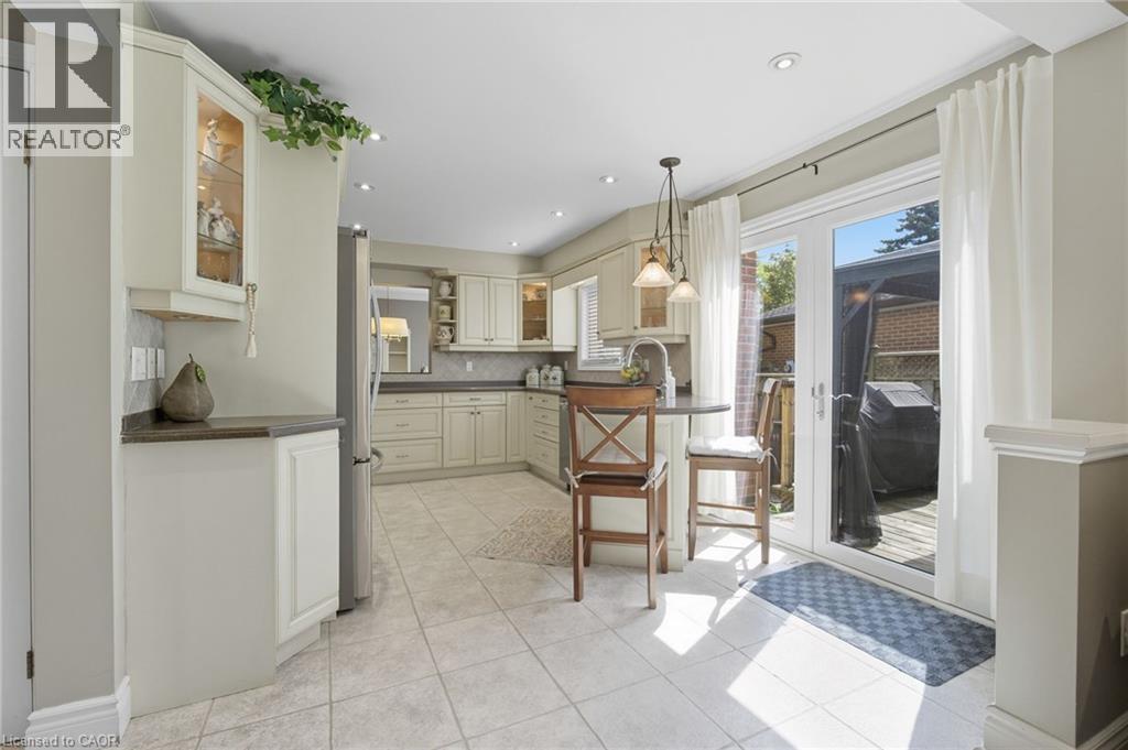 1580 Woodeden Drive, Mississauga, Ontario  L5H 3S5 - Photo 8 - 40817375