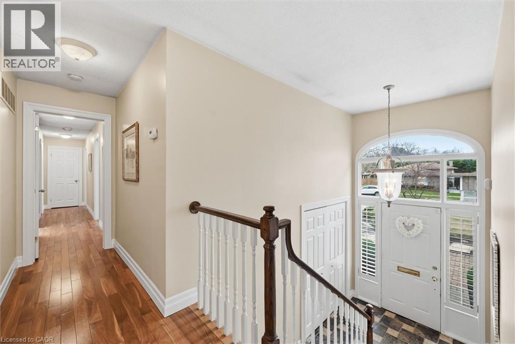 285 Glen Afton Drive, Burlington, Ontario  L7L 1G8 - Photo 6 - 40817353