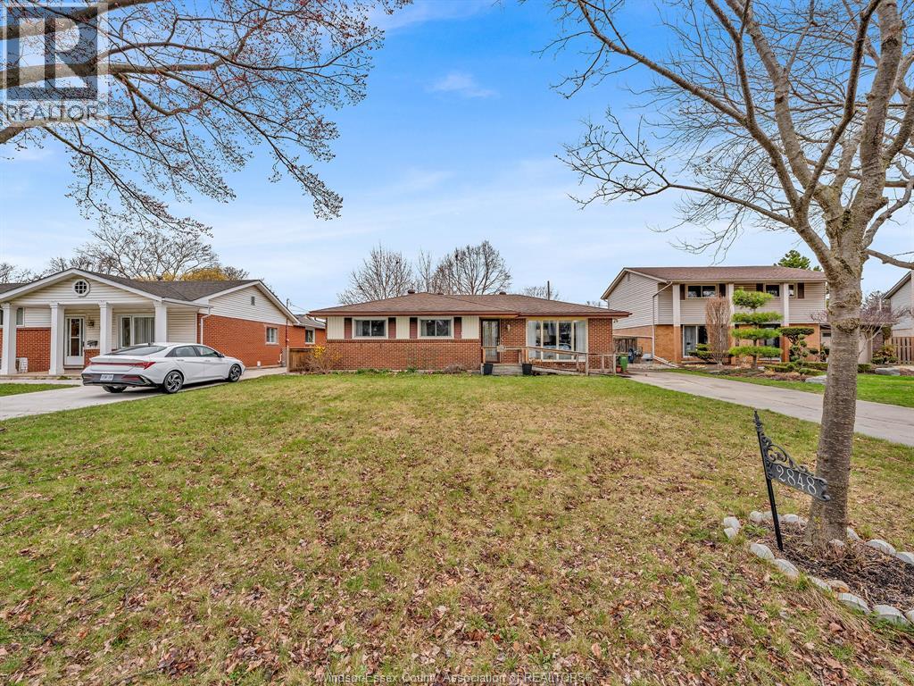 MLS# 26006947: 2848 GLENWOOD AVENUE, Windsor, Canada