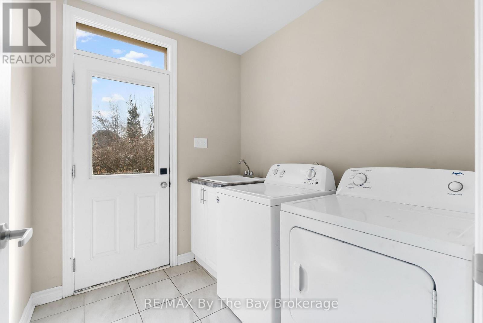 56 Kirby Avenue, Collingwood, Ontario  L9Y 3Y8 - Photo 13 - S12952832