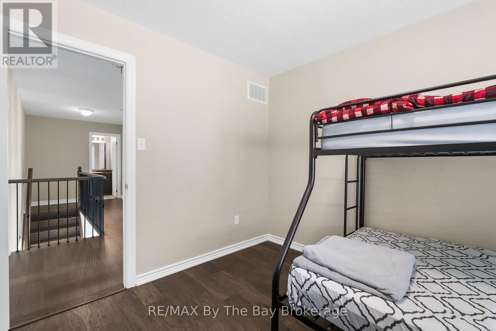 56 Kirby Avenue, Collingwood, Ontario  L9Y 3Y8 - Photo 23 - S12952832