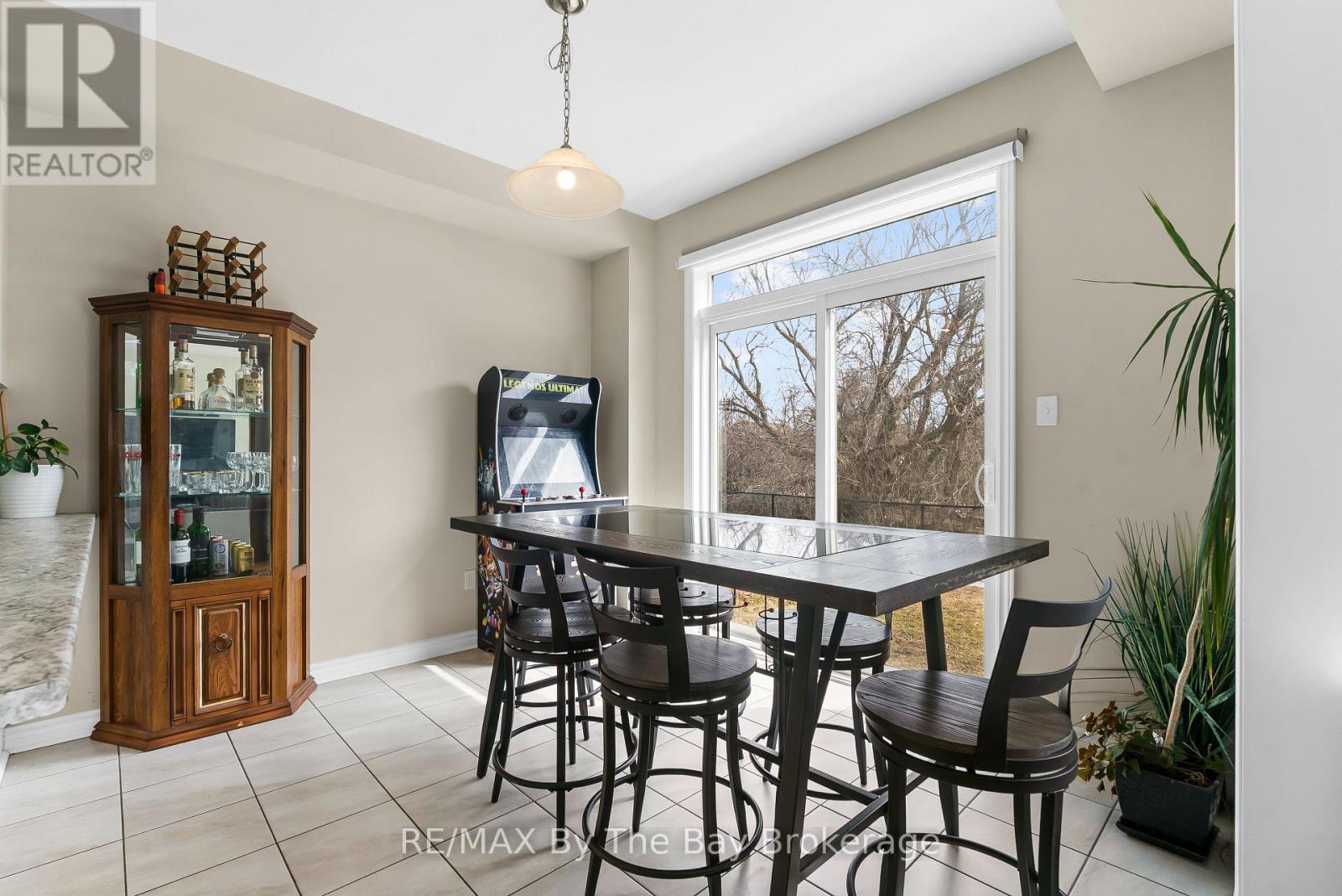 56 Kirby Avenue, Collingwood, Ontario  L9Y 3Y8 - Photo 8 - S12952832