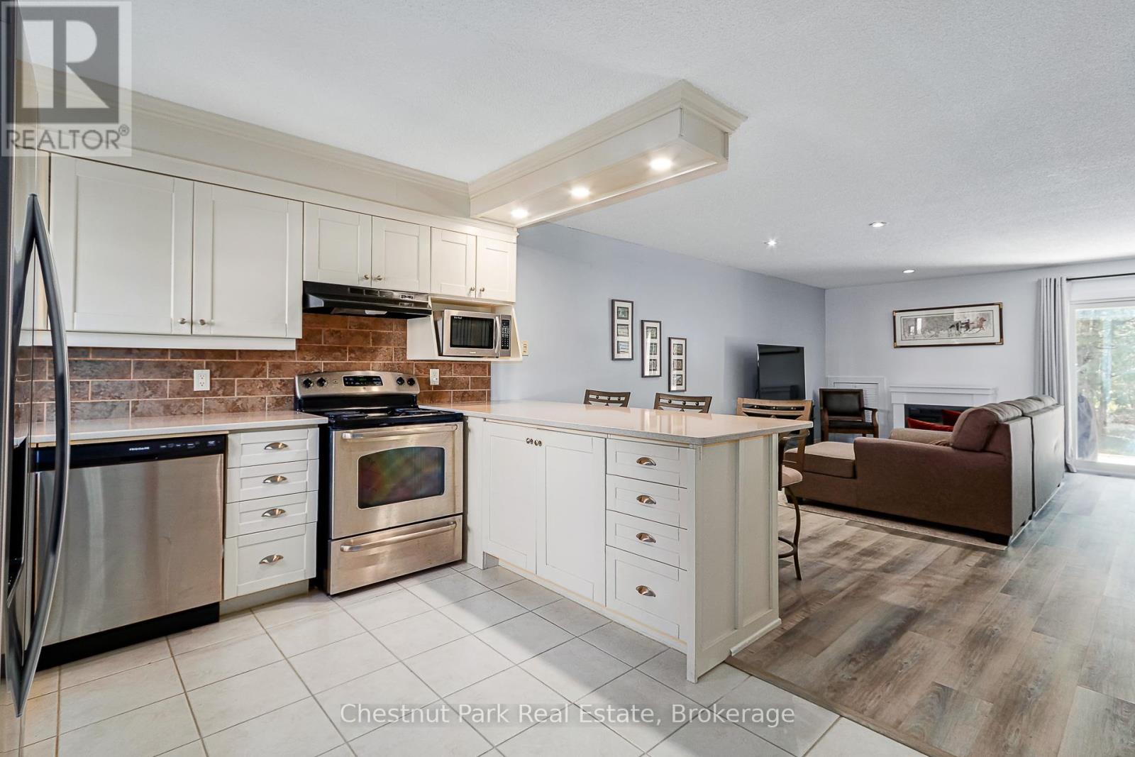 522 Oxbow Crescent, Collingwood, Ontario  L9Y 5B4 - Photo 7 - S12952860