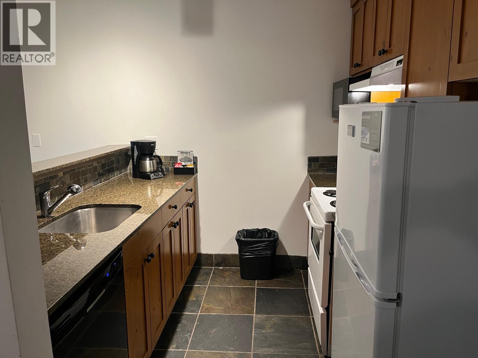 208 4200 Whistler Way, Whistler, British Columbia  V8E 1J4 - Photo 5 - R3098514