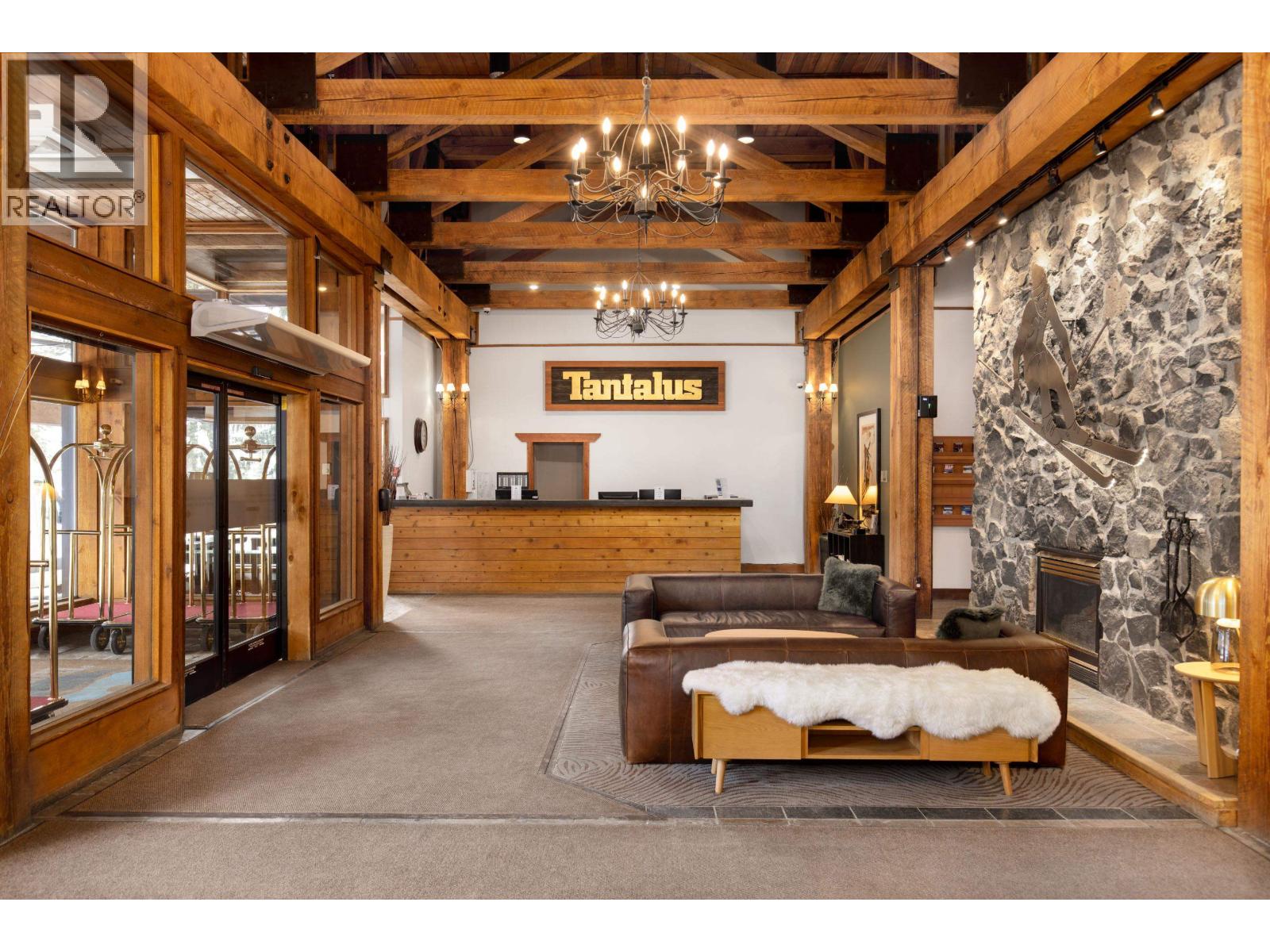 208 4200 Whistler Way, Whistler, British Columbia  V8E 1J4 - Photo 3 - R3098514