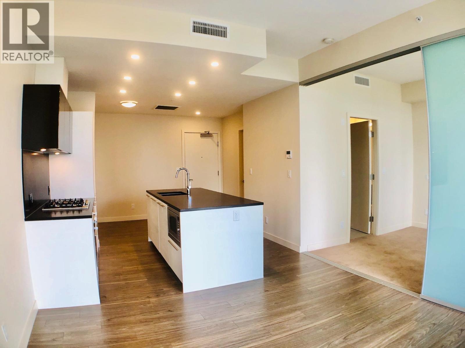 1507 6383 MCKAY AVENUE, Burnaby, British Columbia