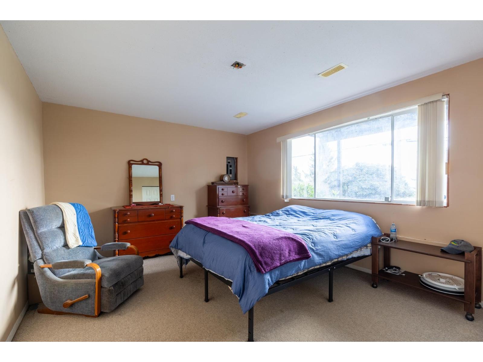 33457 2nd Avenue, Mission, British Columbia  V2V 1K6 - Photo 11 - R3105589