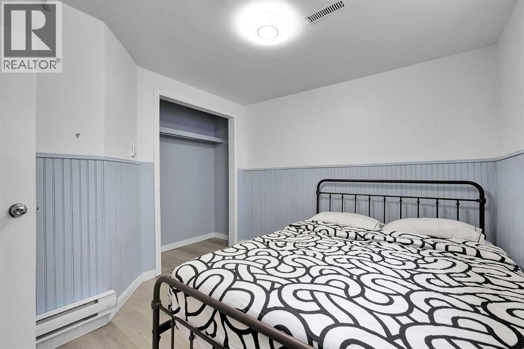 44 Strathclair Rise SW, Calgary, Alberta  T3H 1G4 - Photo 29 - A2294964