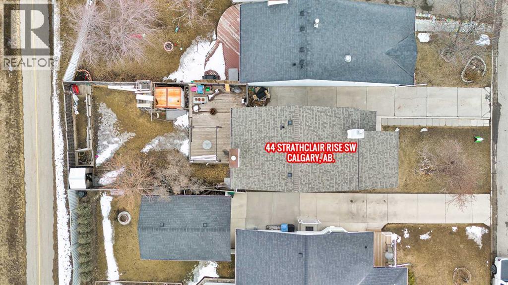 44 Strathclair Rise SW, Calgary, Alberta  T3H 1G4 - Photo 39 - A2294964