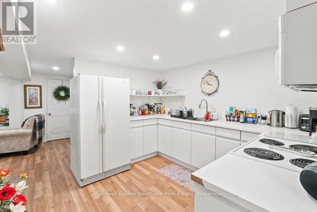 440 Provincial Street, Saugeen Shores, Ontario  N0H 2C1 - Photo 22 - X12952892