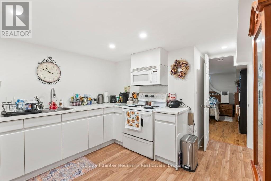 440 Provincial Street, Saugeen Shores, Ontario  N0H 2C1 - Photo 23 - X12952892